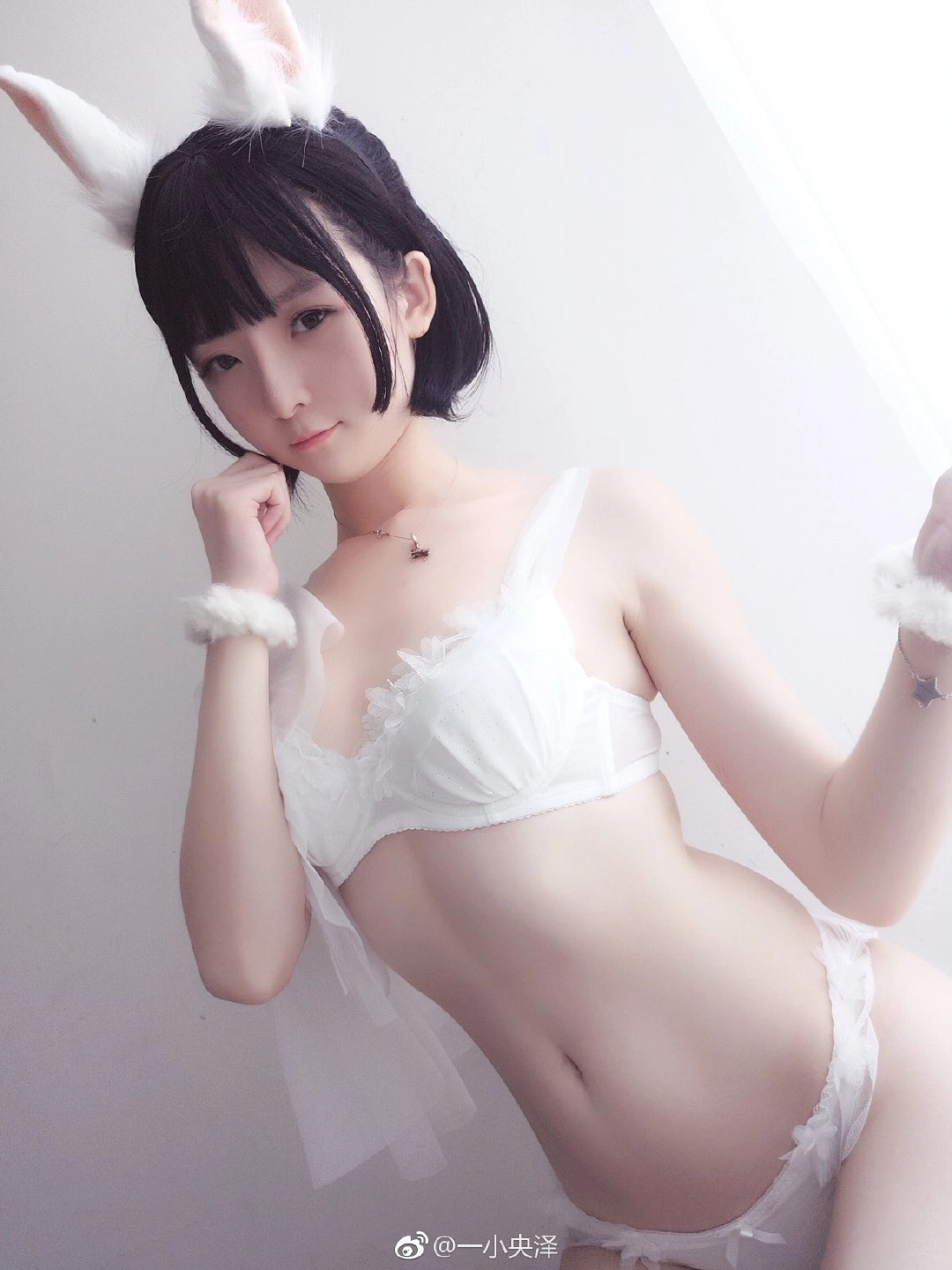 91tutu.cc@一小央泽 NO.0000微博杂图-102.webp