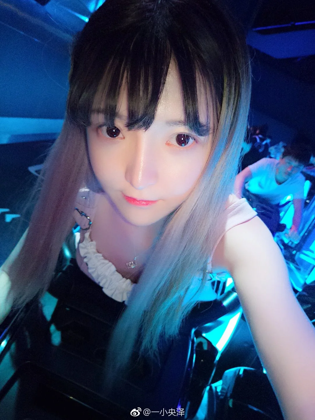 91tutu.cc@一小央泽 NO.0000微博杂图-182.webp