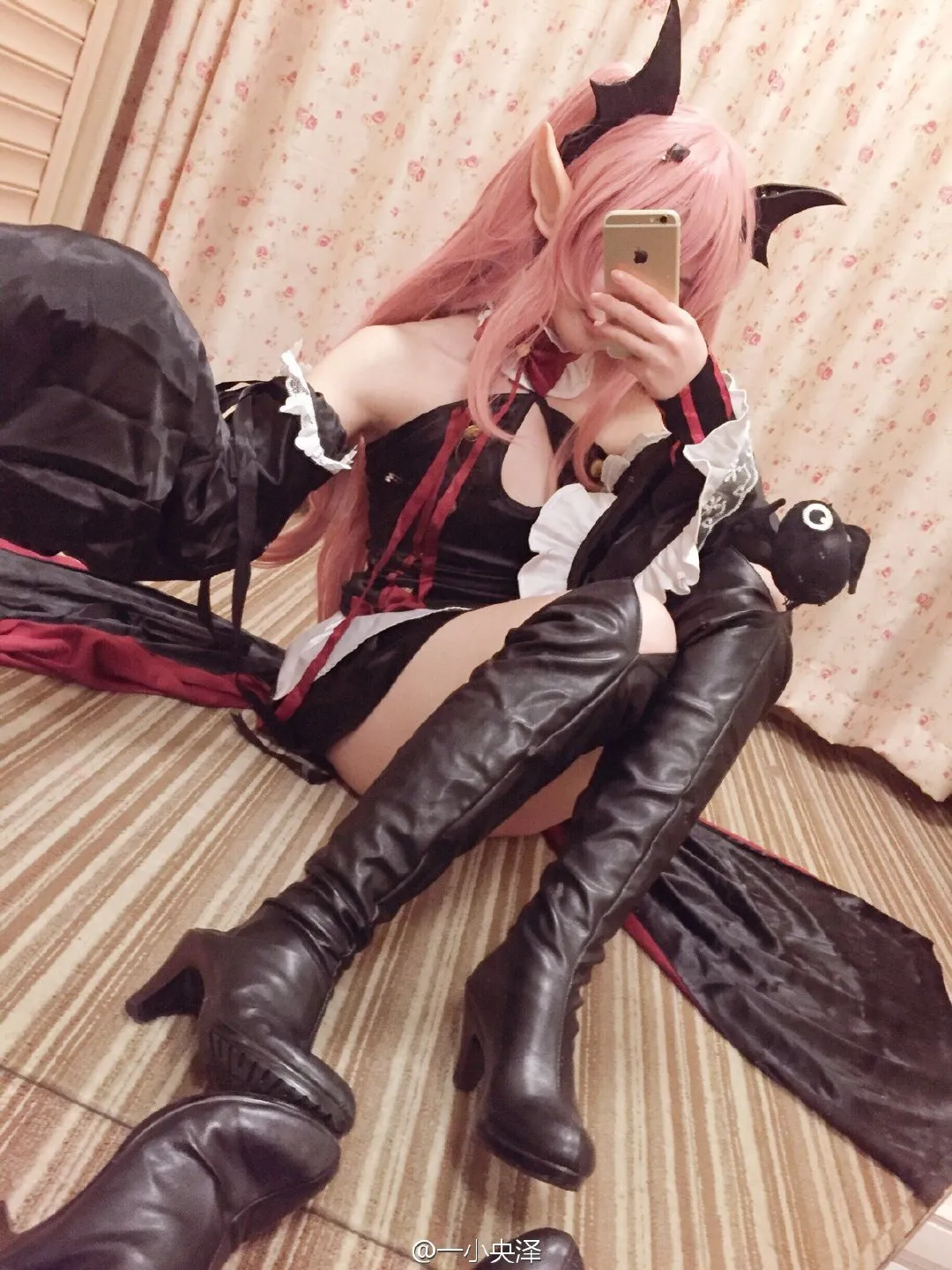 91tutu.cc@一小央泽 NO.0000微博杂图-216.webp