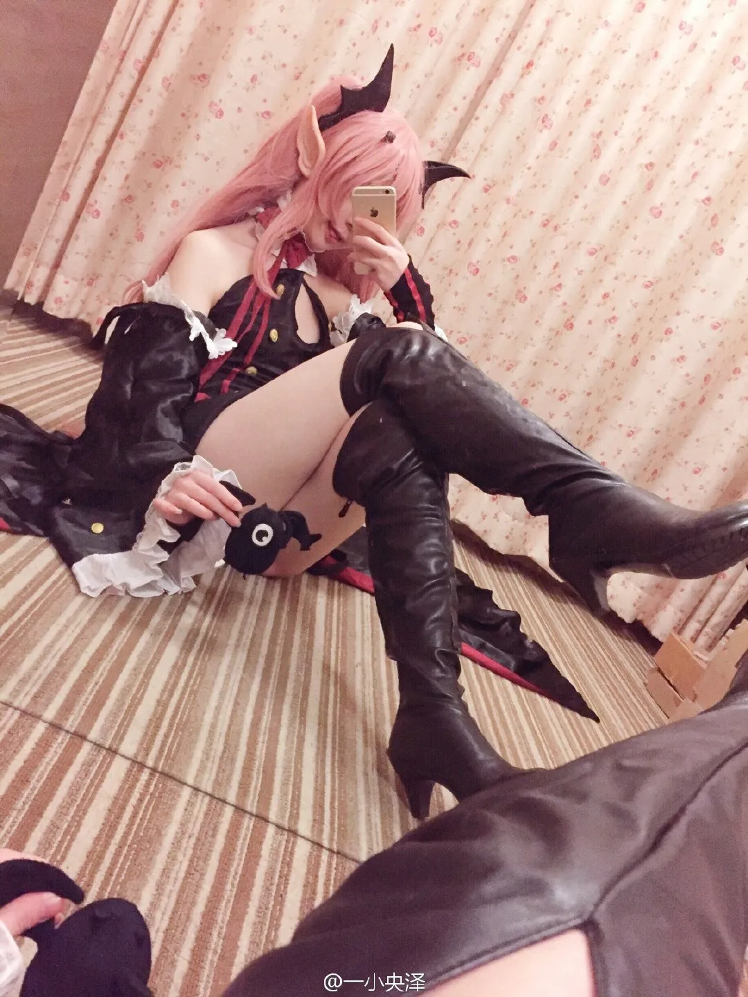 91tutu.cc@一小央泽 NO.0000微博杂图-239.webp