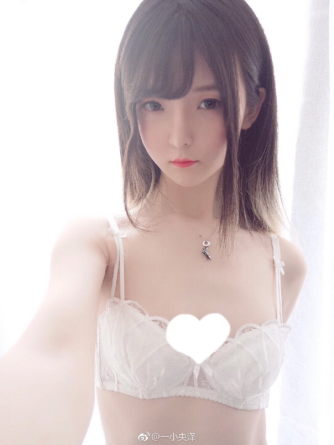 91tutu.cc@一小央泽 NO.0000微博杂图-249.webp