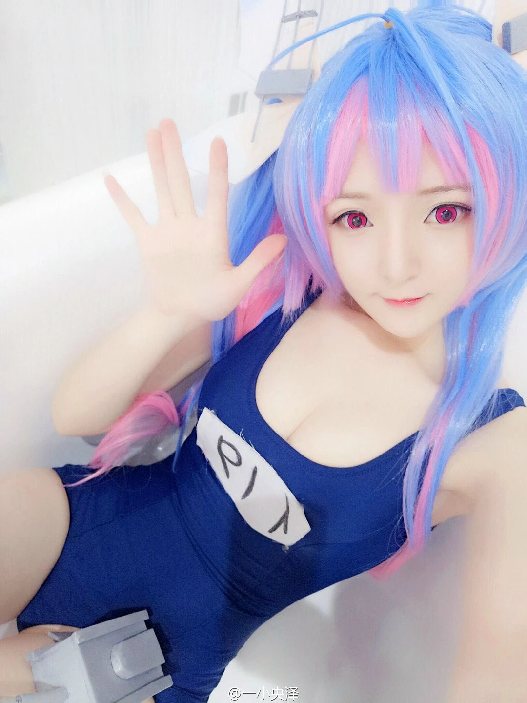 91tutu.cc@一小央泽 NO.0000微博杂图-261.webp