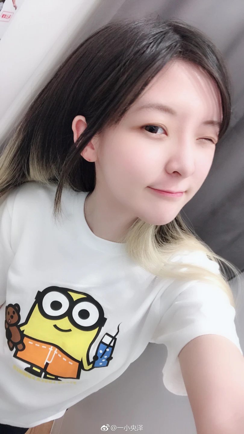 91tutu.cc@一小央泽 NO.0000微博杂图-570.webp