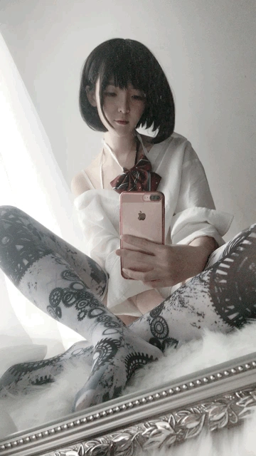 91tutu.cc@一小央泽 NO.0000微博杂图-638.webp