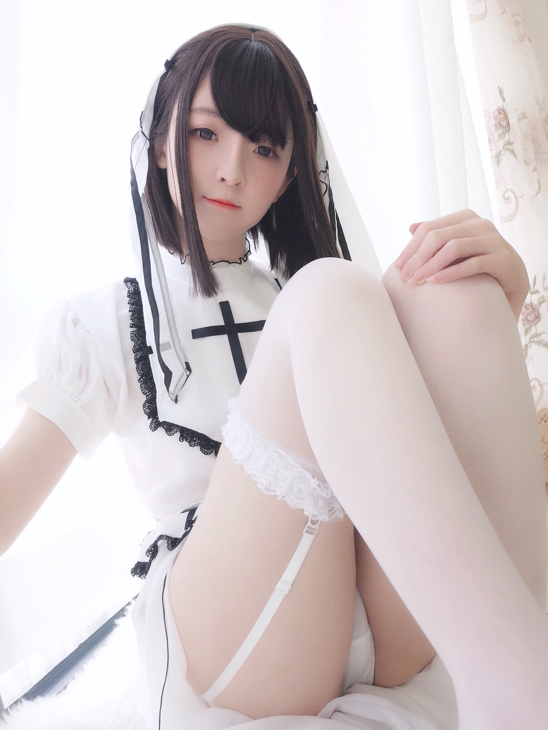 91tutu.cc@一小央泽 NO.004 白修女-028.webp