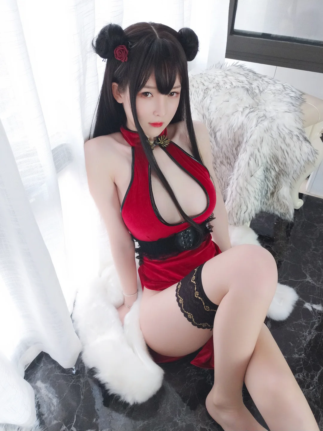 91tutu.cc@一小央泽 NO.041 新月红玫-032.webp