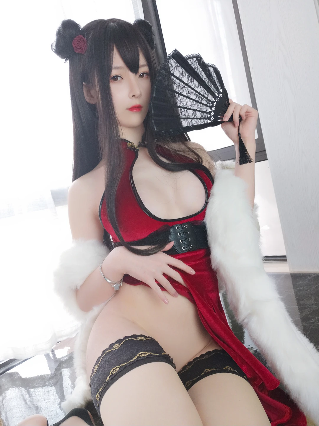 91tutu.cc@一小央泽 NO.041 新月红玫-036.webp