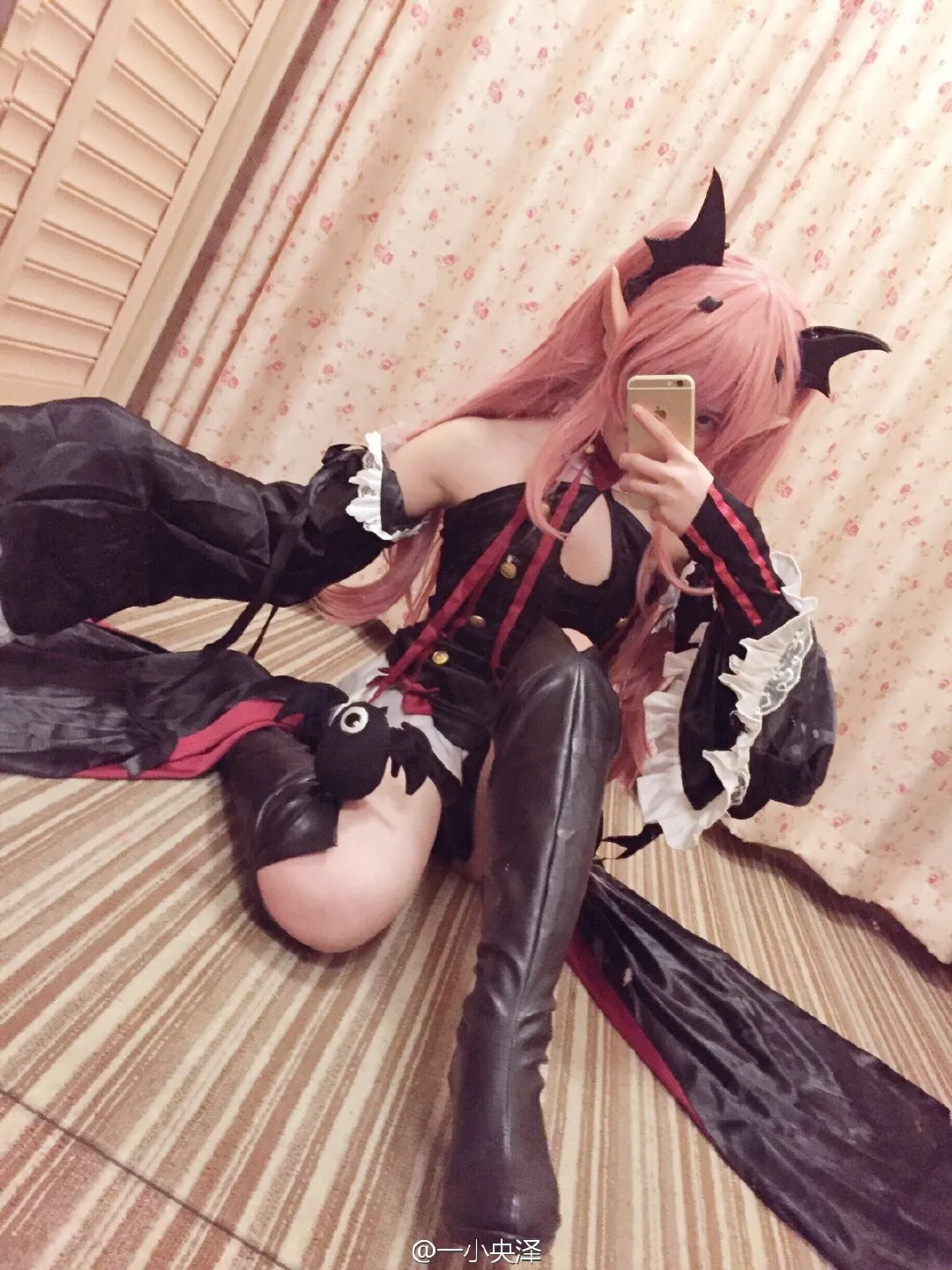 91tutu.cc@一小央泽 NO.064 微博-262.webp