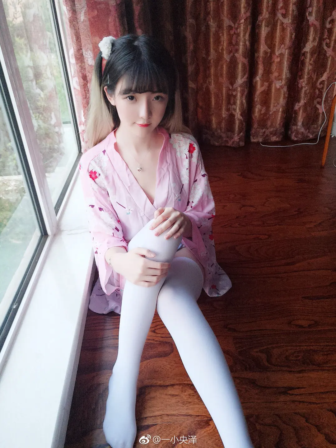 91tutu.cc@一小央泽 NO.064 微博-595.webp