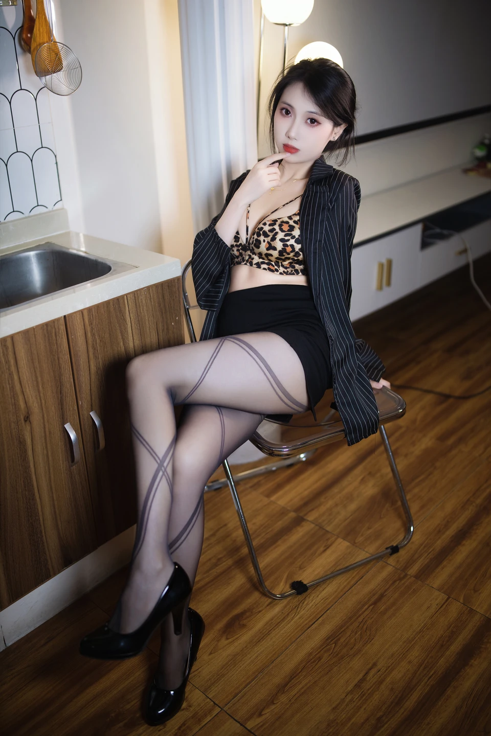 91tutu.cc@七只红豆 - No.001 黑绷带-020.webp
