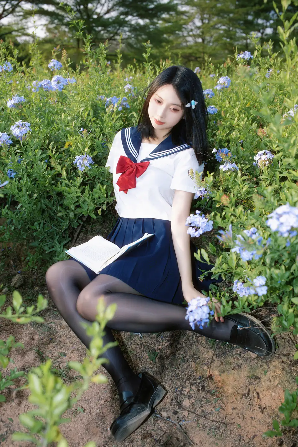 91tutu.cc@七只红豆 - No.002 红豆蓝花JK-009.webp