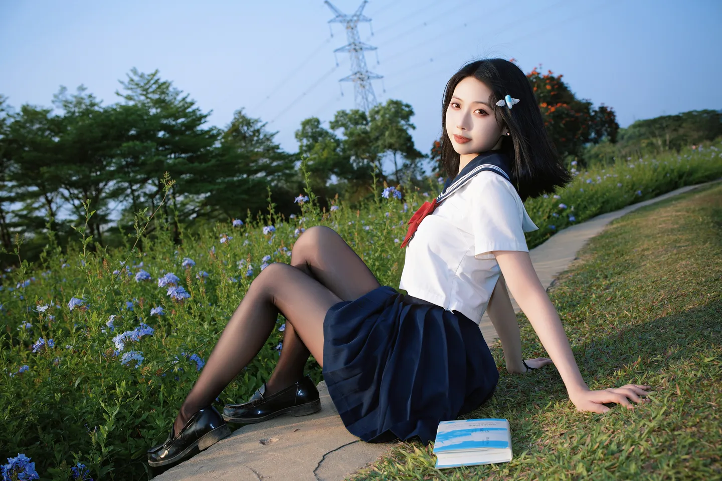 91tutu.cc@七只红豆 - No.002 红豆蓝花JK-026.webp