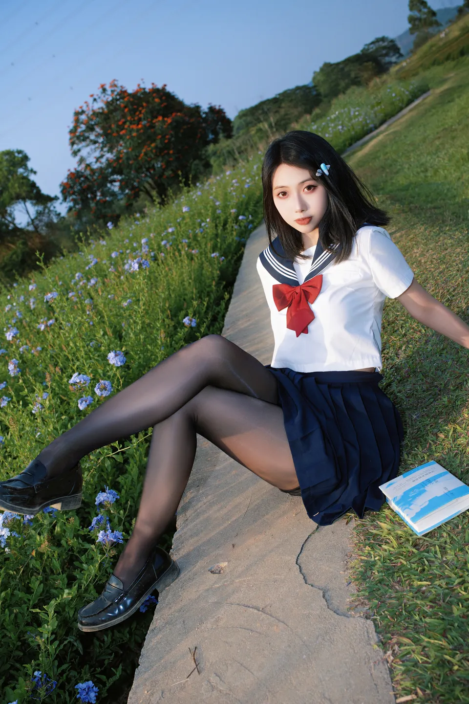91tutu.cc@七只红豆 - No.002 红豆蓝花JK-027.webp