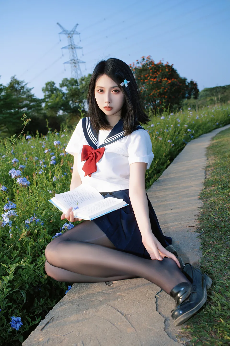 91tutu.cc@七只红豆 - No.002 红豆蓝花JK-028.webp