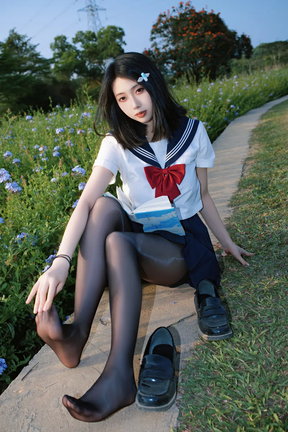 91tutu.cc@七只红豆 - No.002 红豆蓝花JK-029.webp