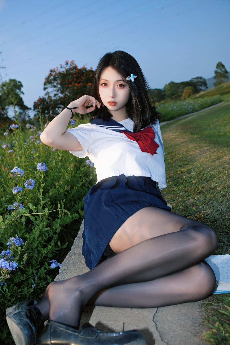 91tutu.cc@七只红豆 - No.002 红豆蓝花JK-035.webp