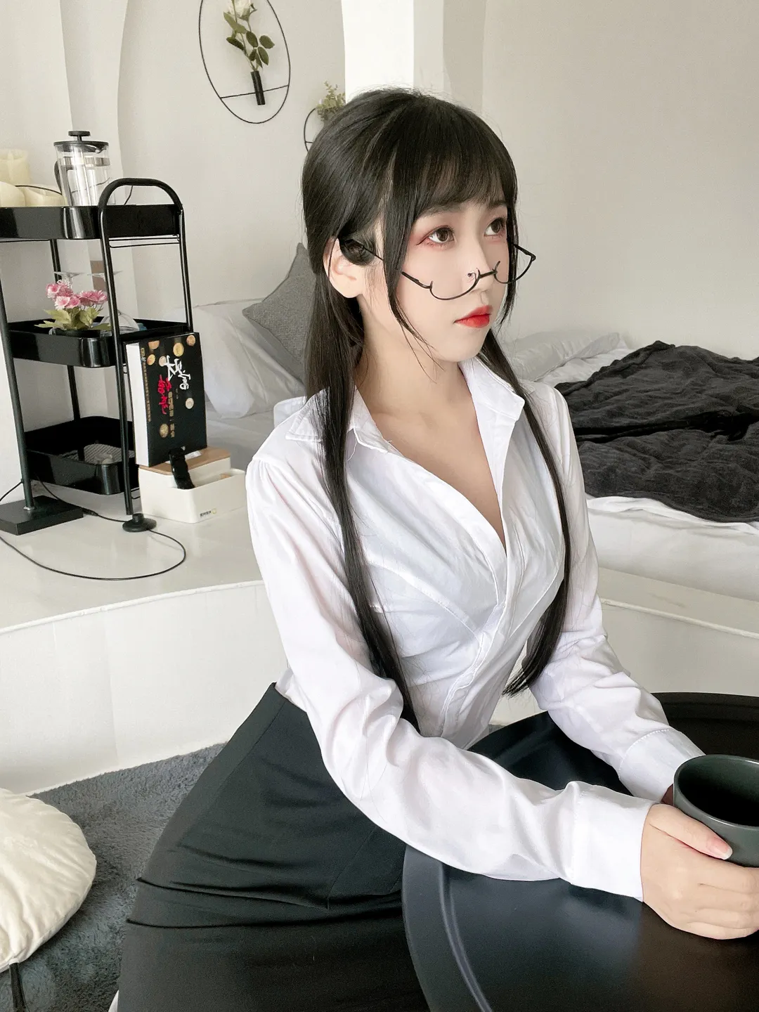 91tutu.cc@不呆猫 - 黑丝包臀OL-008.webp
