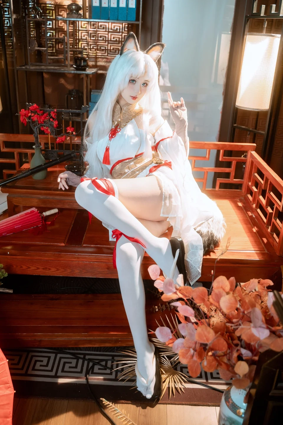 91tutu.cc@十悲伤小木十 - 帮帮胡桃吧！-002.webp