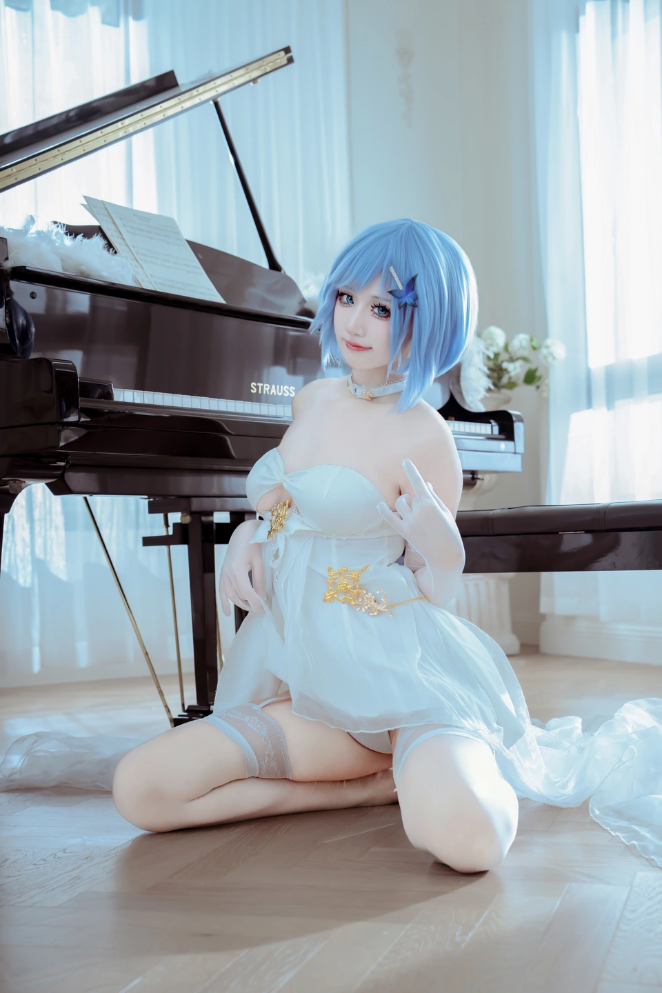 91tutu.cc@十悲伤小木十-006.webp