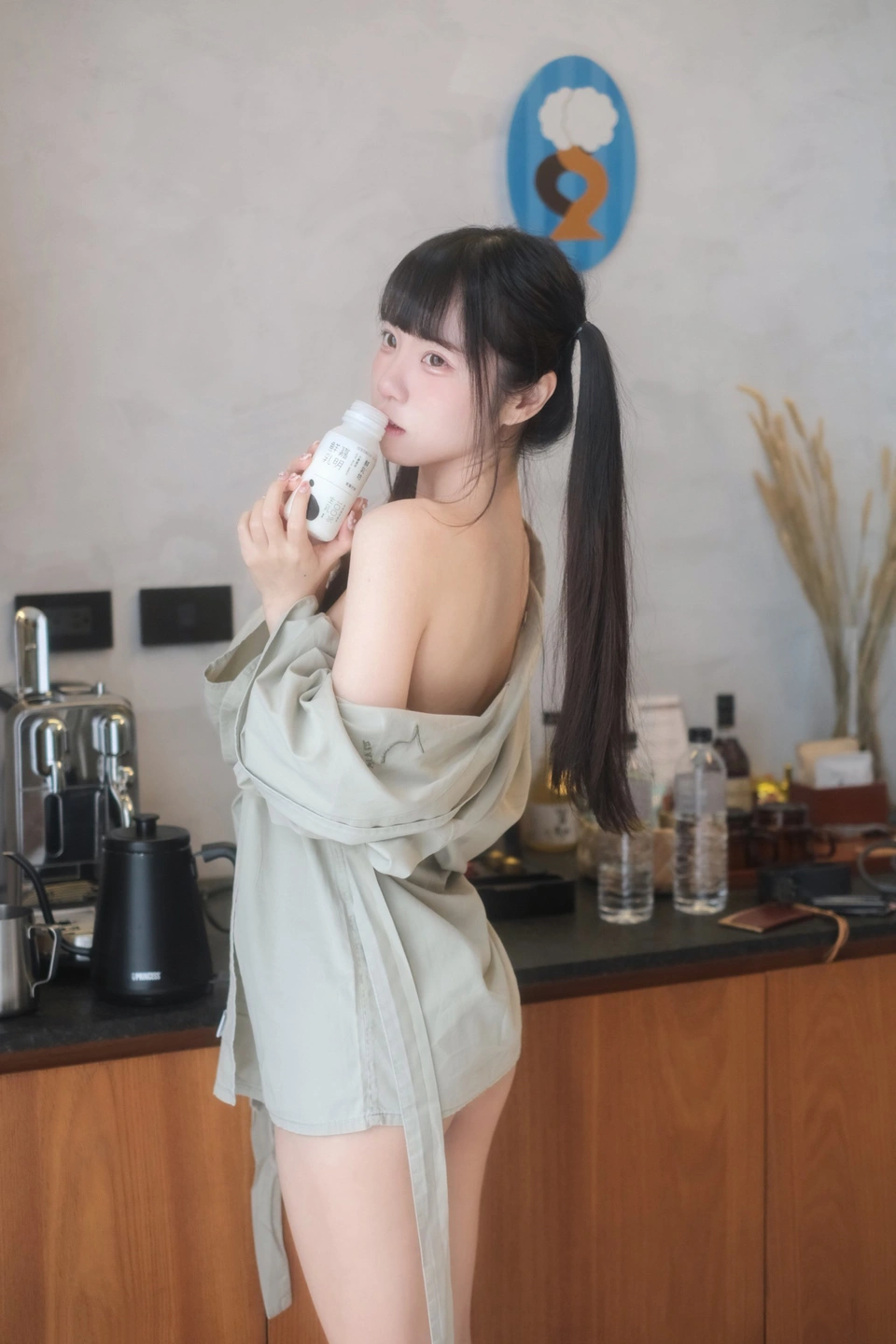91tutu.cc@可可小白兔 _No_015_在陽台做壞事的小兔兔_68P_148MB-034.webp