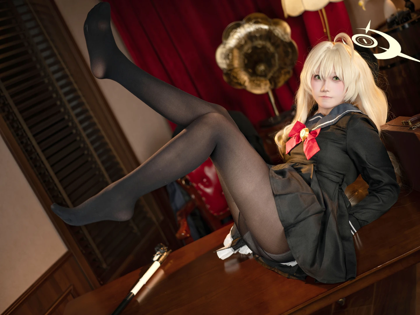 91tutu.cc@坠星大聪明_No_001_蔚蓝档案_笑脸教授_84P,5V_990MB-039.webp