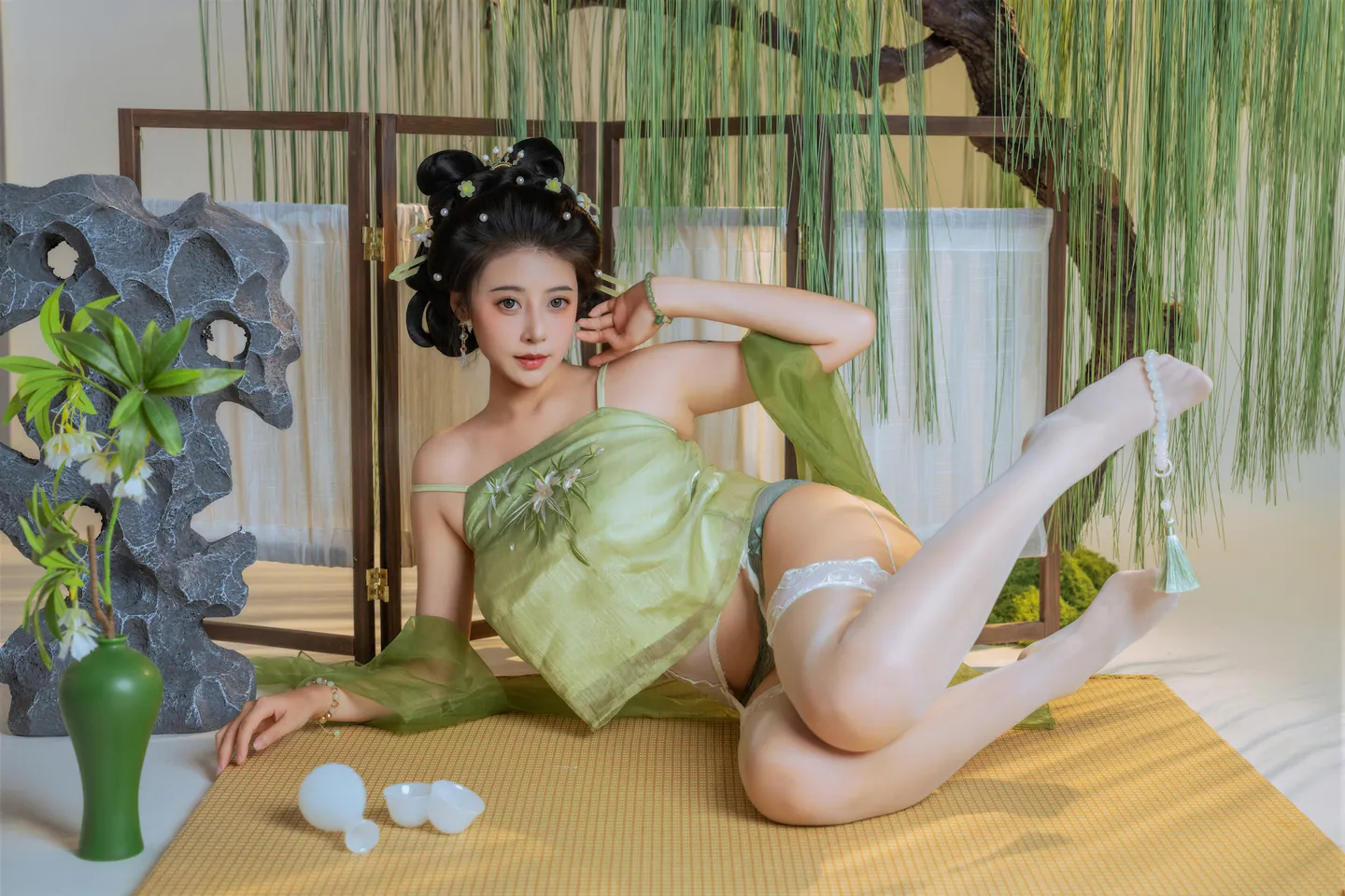 91tutu.cc@奈汐酱nice-042.webp