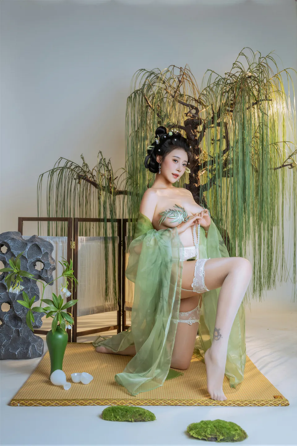 91tutu.cc@奈汐酱nice-049.webp