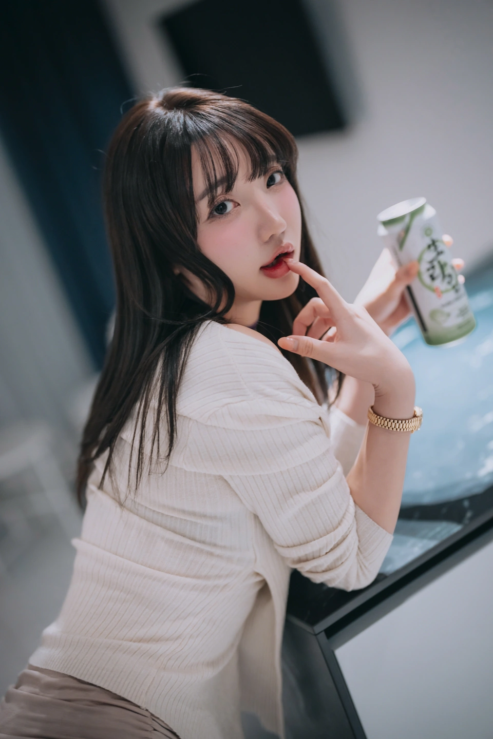 216.webp