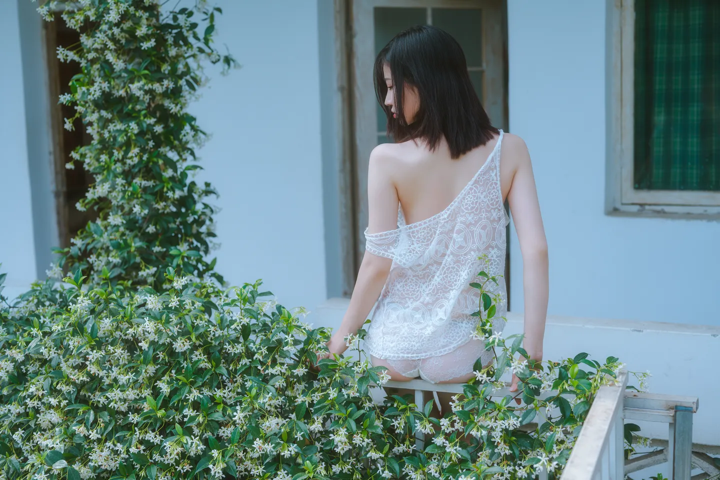 91tutu.cc@年年 - 夏日小院-011.webp