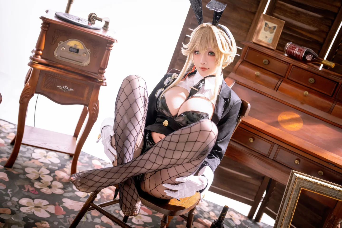 91tutu.cc@星之迟迟 _26年4月计划_Nikke胜利女神_爱德·特务兔女郎_49P_516MB-002.webp