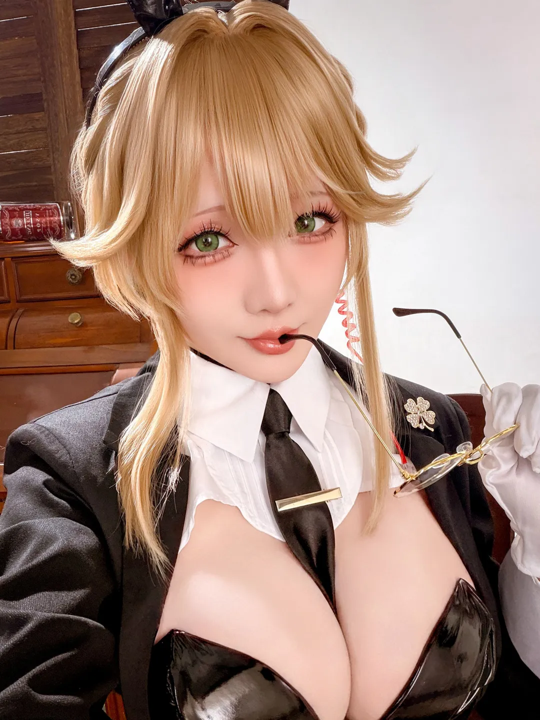 91tutu.cc@星之迟迟 _26年4月计划_Nikke胜利女神_爱德·特务兔女郎_49P_516MB-043.webp