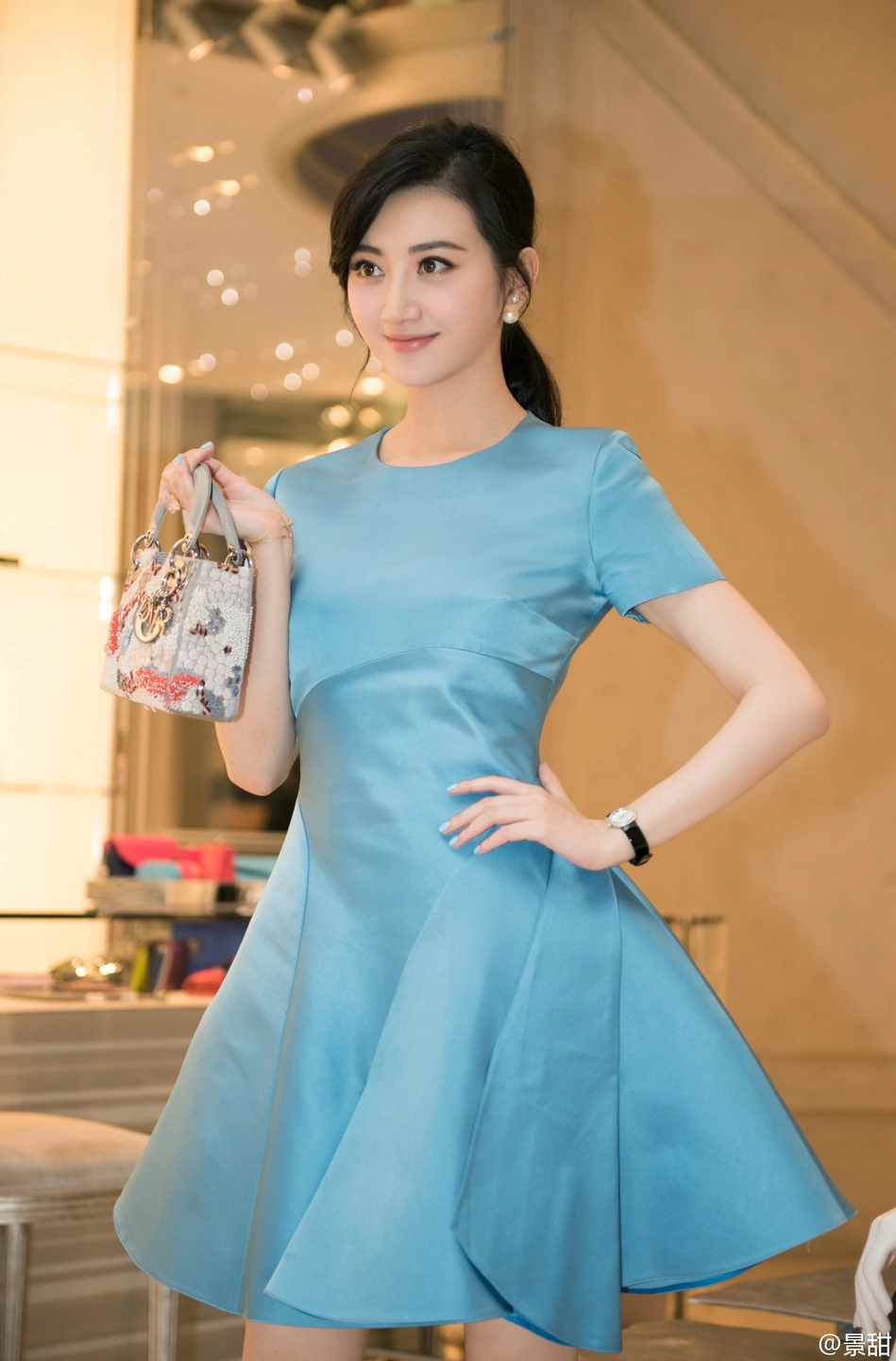 91tutu.cc@景甜-011.webp