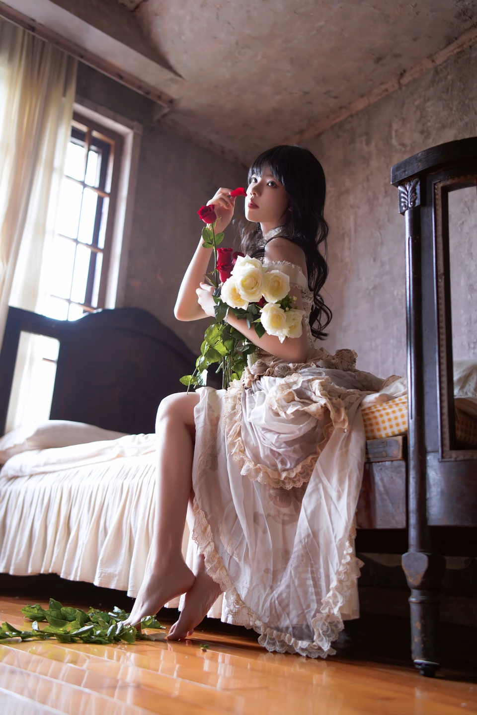 91tutu.cc@桜桃喵 - 玻璃玫瑰-002.webp