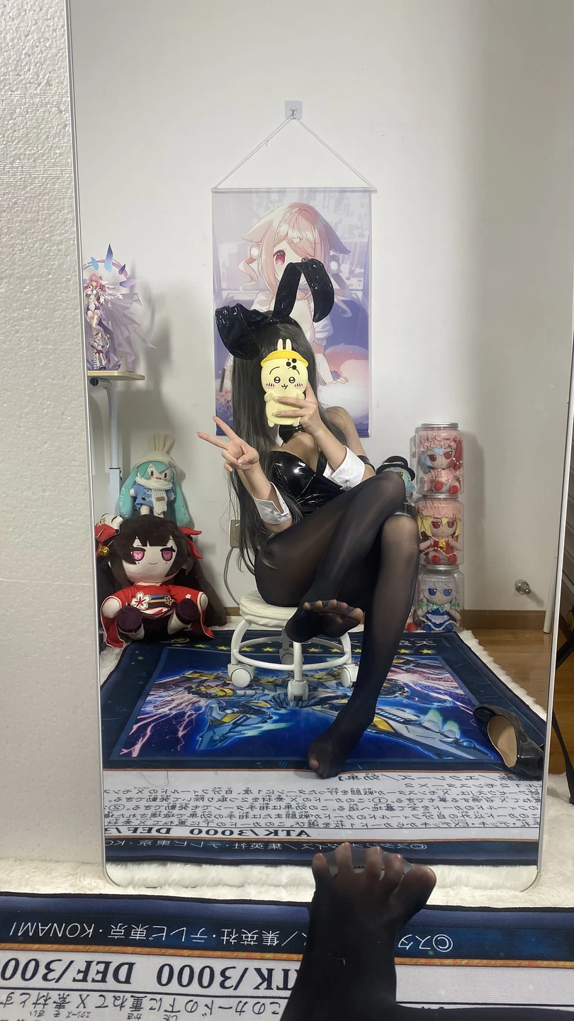 91tutu.cc@白栎Shirly - No.036 樱岛麻衣-017.webp