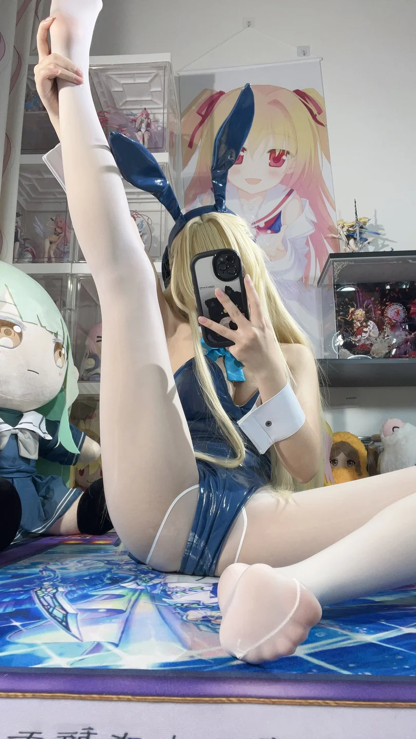 91tutu.cc@白栎Shirly _No_045_蔚蓝档案_飞鸟马时_兔女郎_148P,24V_4_74GB01-072.webp