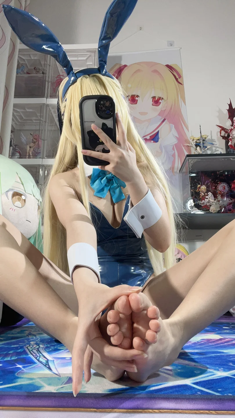 91tutu.cc@白栎Shirly _No_045_蔚蓝档案_飞鸟马时_兔女郎_148P,24V_4_74GB01-088.webp