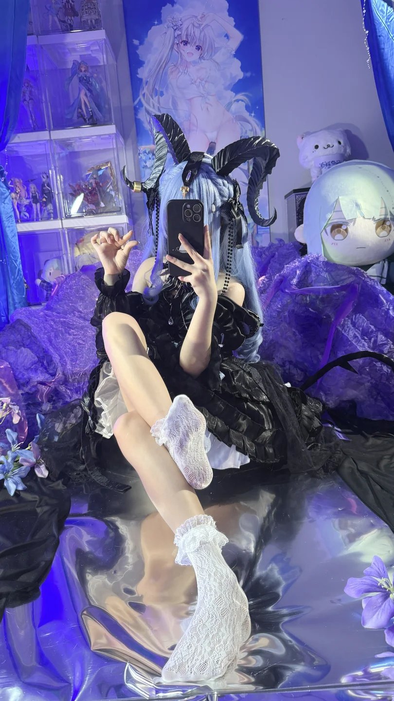 91tutu.cc@白栎Shirly-126.webp
