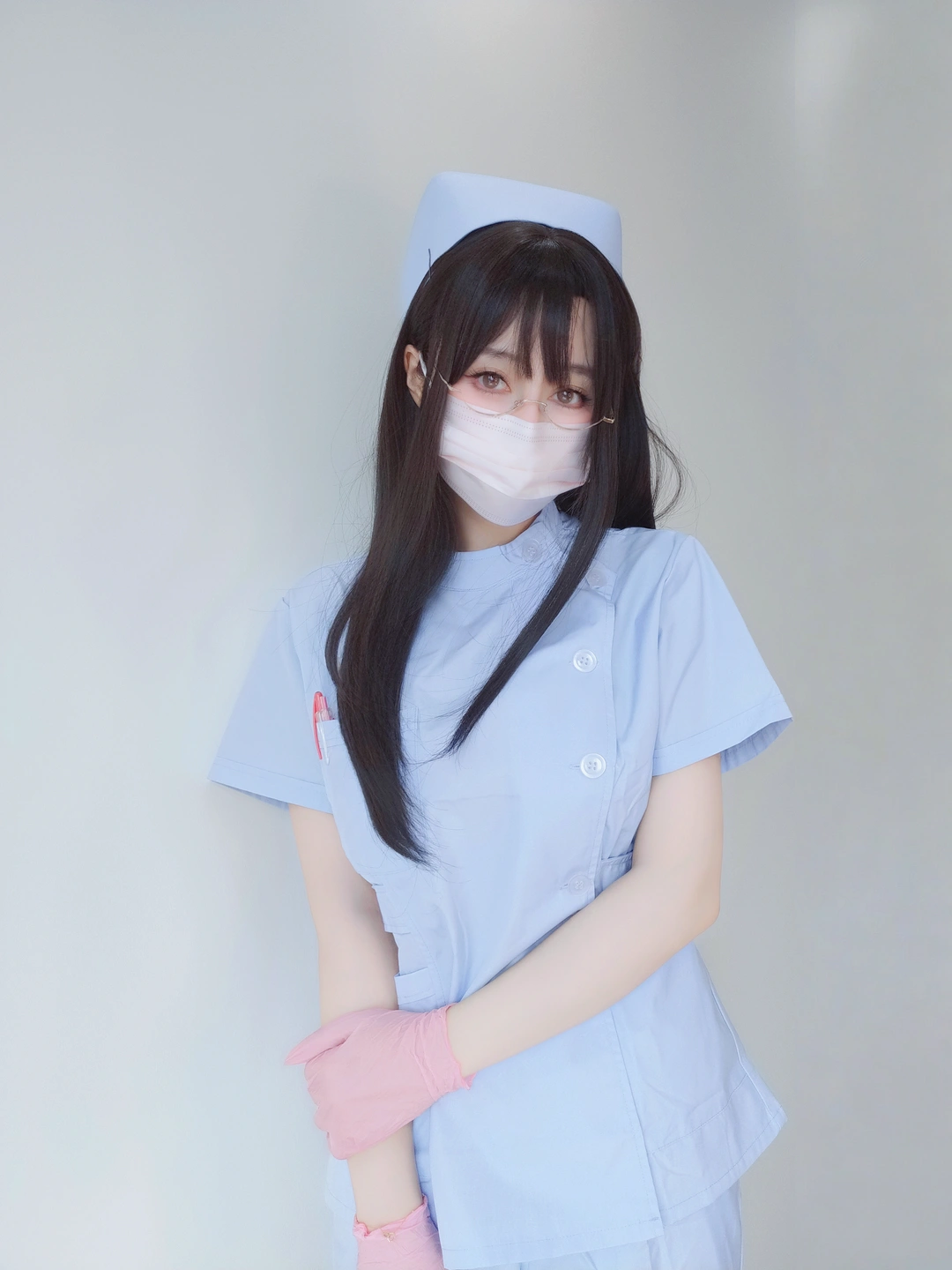 91tutu.cc@白银81 - 自摄Vol.95 蓝色护士-009.webp