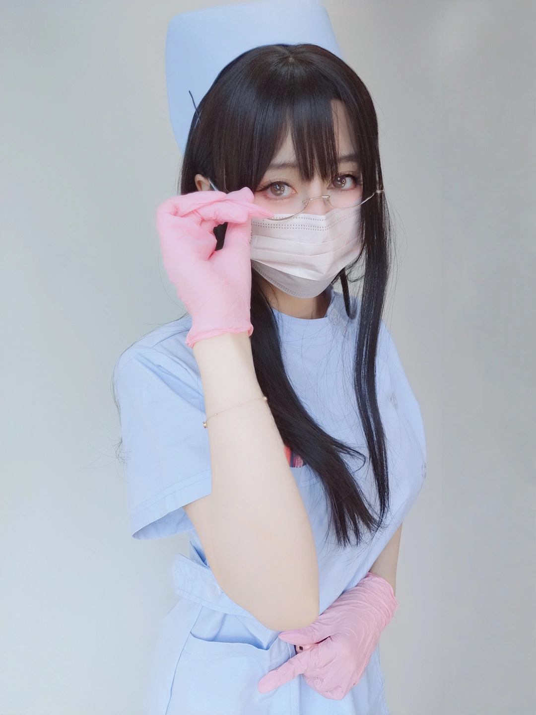 91tutu.cc@白银81 - 自摄Vol.95 蓝色护士-010.webp