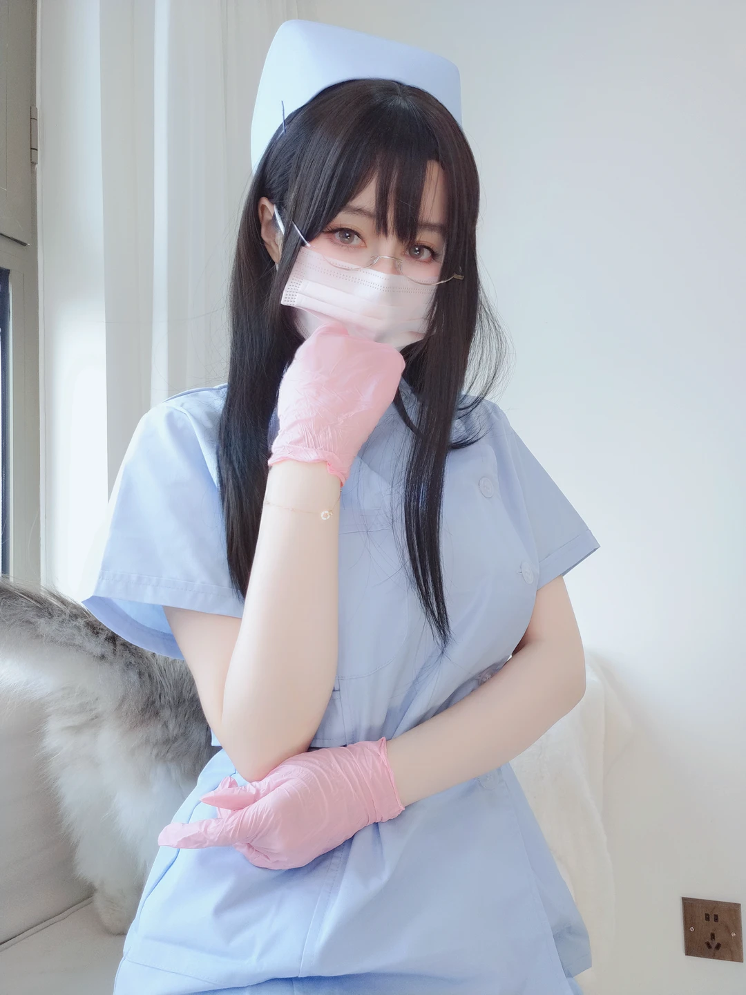 91tutu.cc@白银81 - 自摄Vol.95 蓝色护士-013.webp