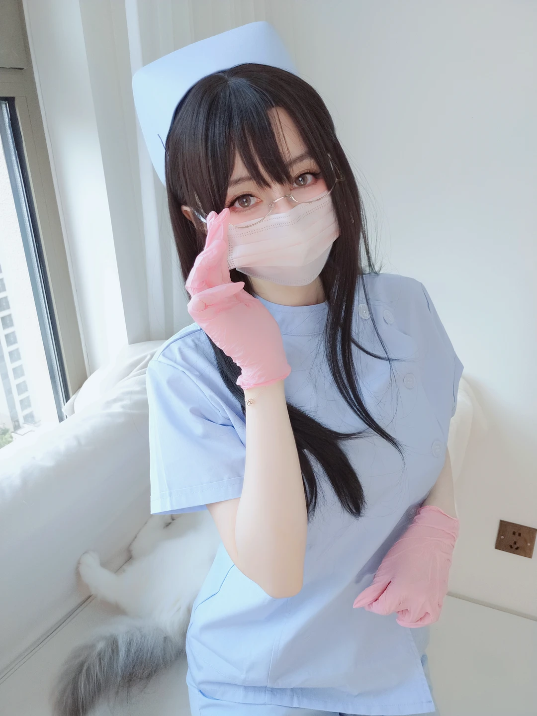 91tutu.cc@白银81 - 自摄Vol.95 蓝色护士-015.webp