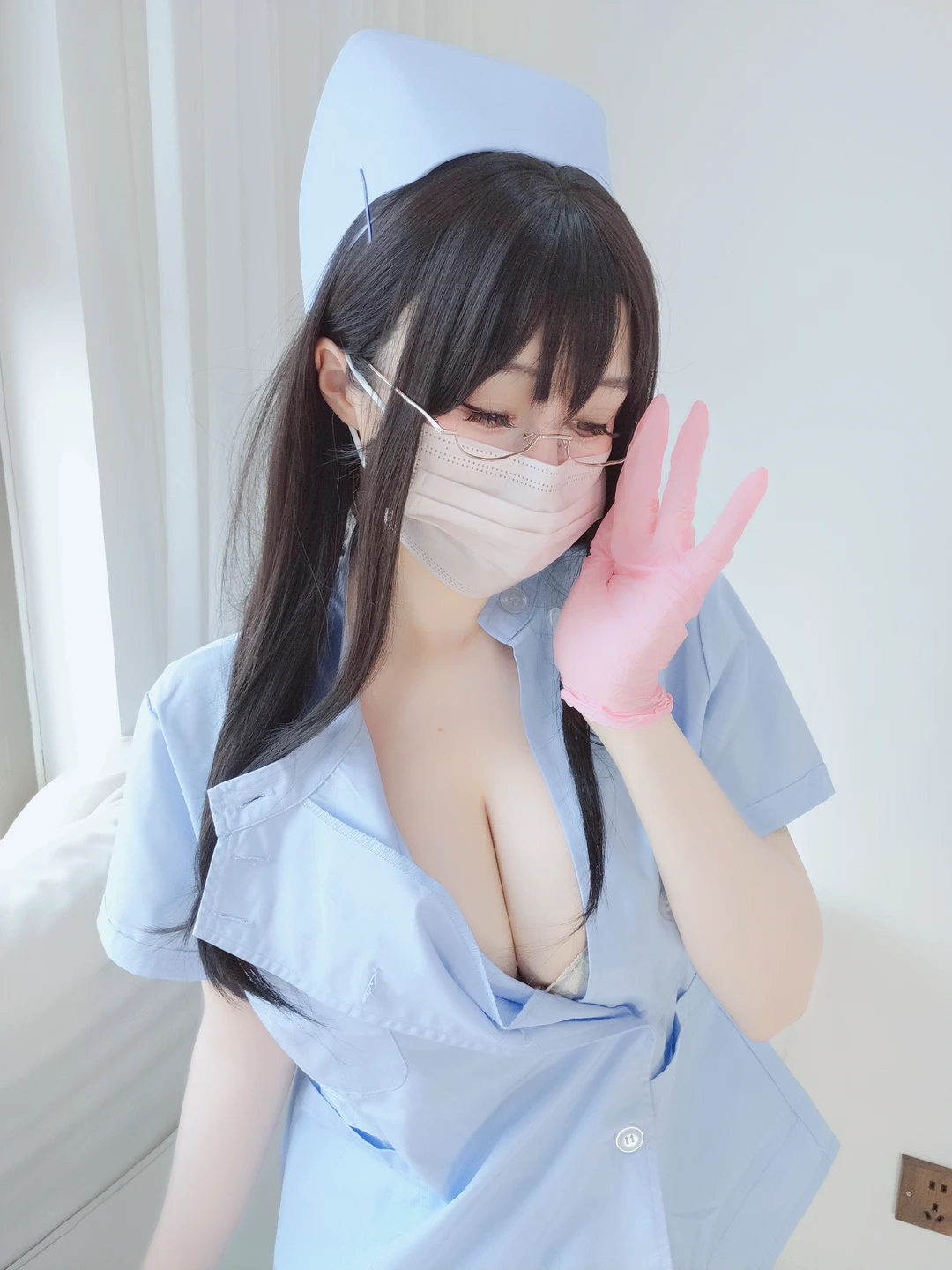 91tutu.cc@白银81 - 自摄Vol.95 蓝色护士-085.webp