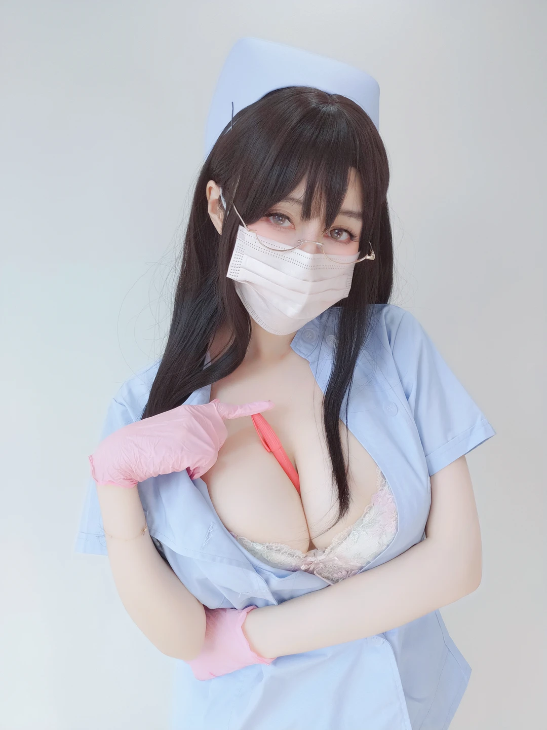 91tutu.cc@白银81 - 自摄Vol.95 蓝色护士-093.webp