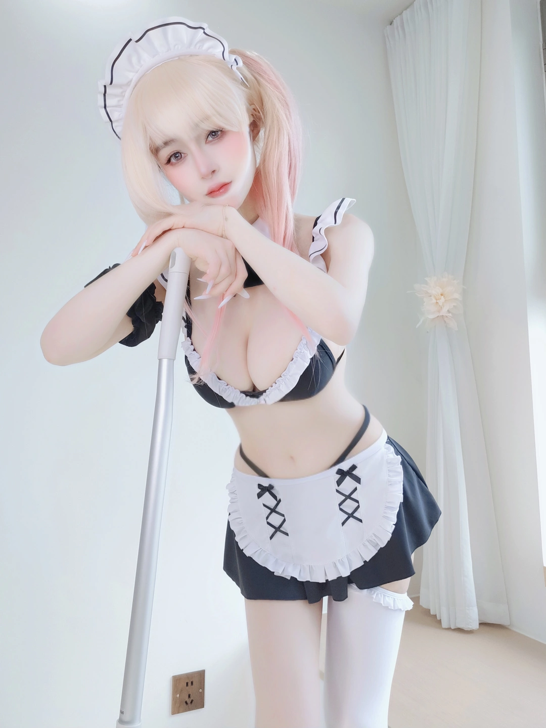 91tutu.cc@白银81-038.webp