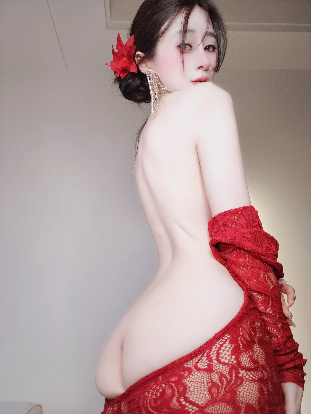 91tutu.cc@白银81-125.webp