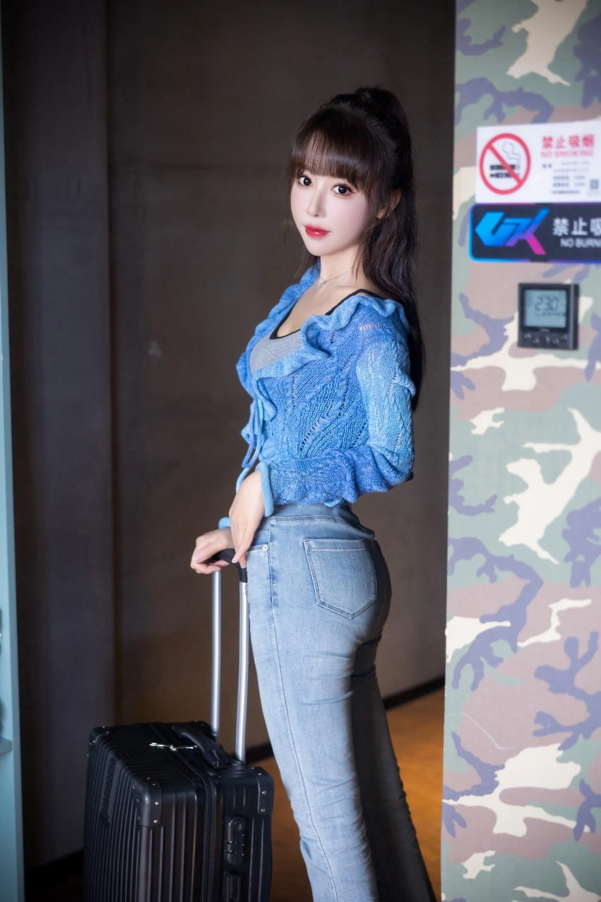 91tutu.cc@秀人网 白笑笑 助力电竞-022.webp