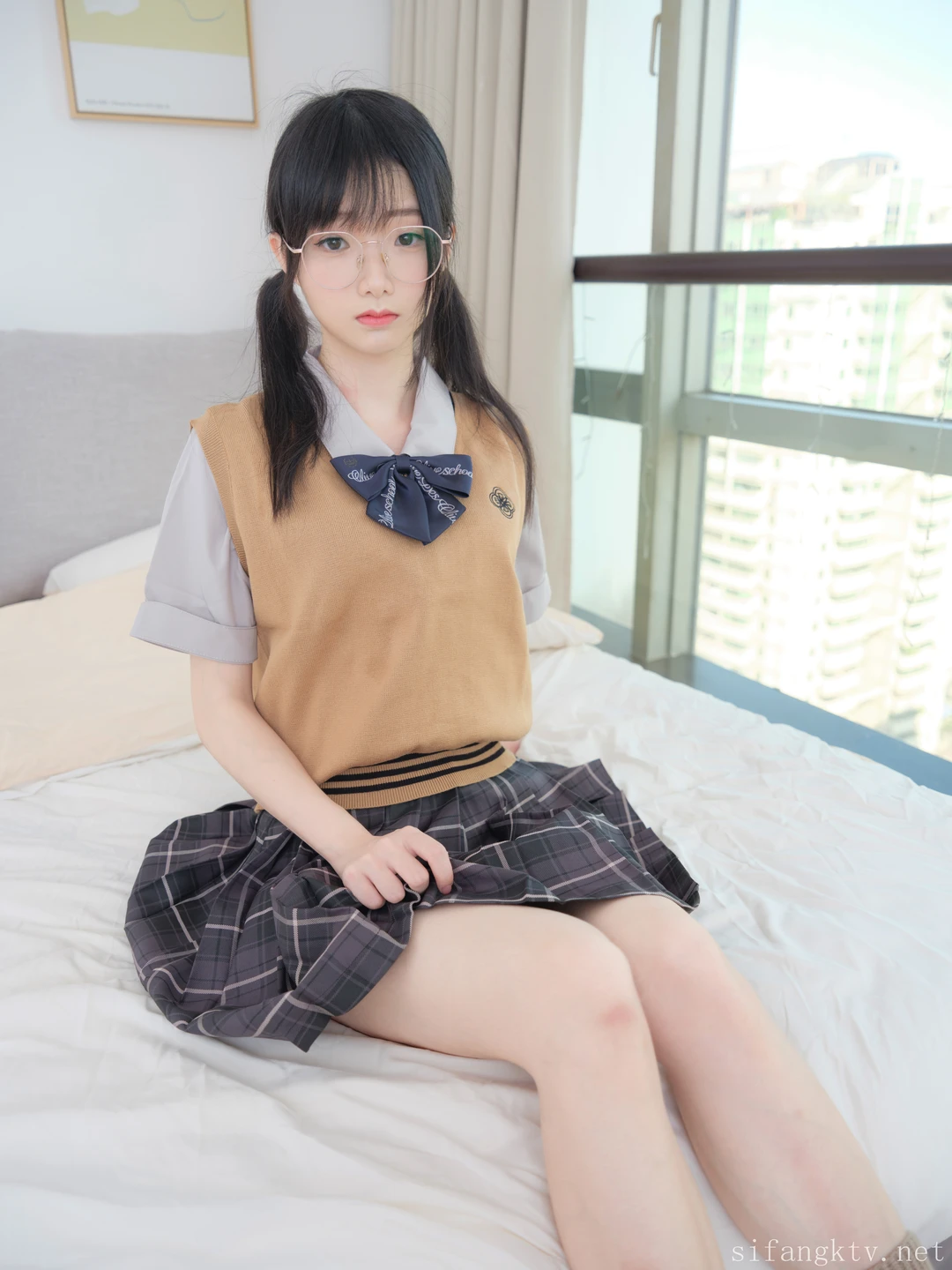 紧急企划 内部定制 奶糖 JK学妹 制服 [99P1V-1.54G]