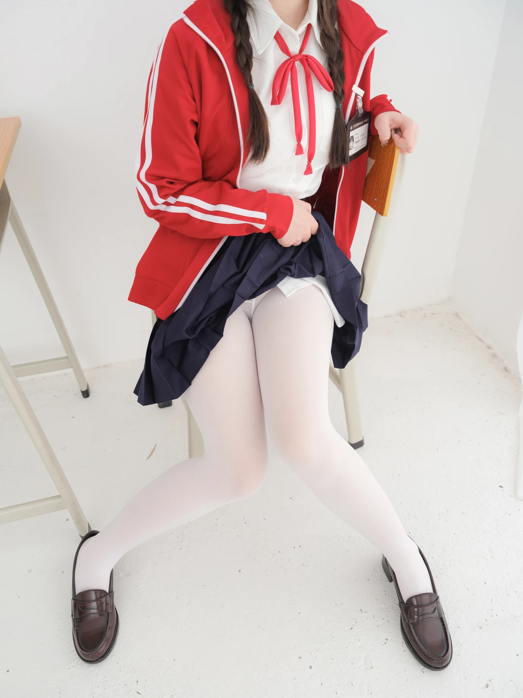 91tutu.cc@紧急企划 内部VIP 奶昔 白丝校服-004.webp