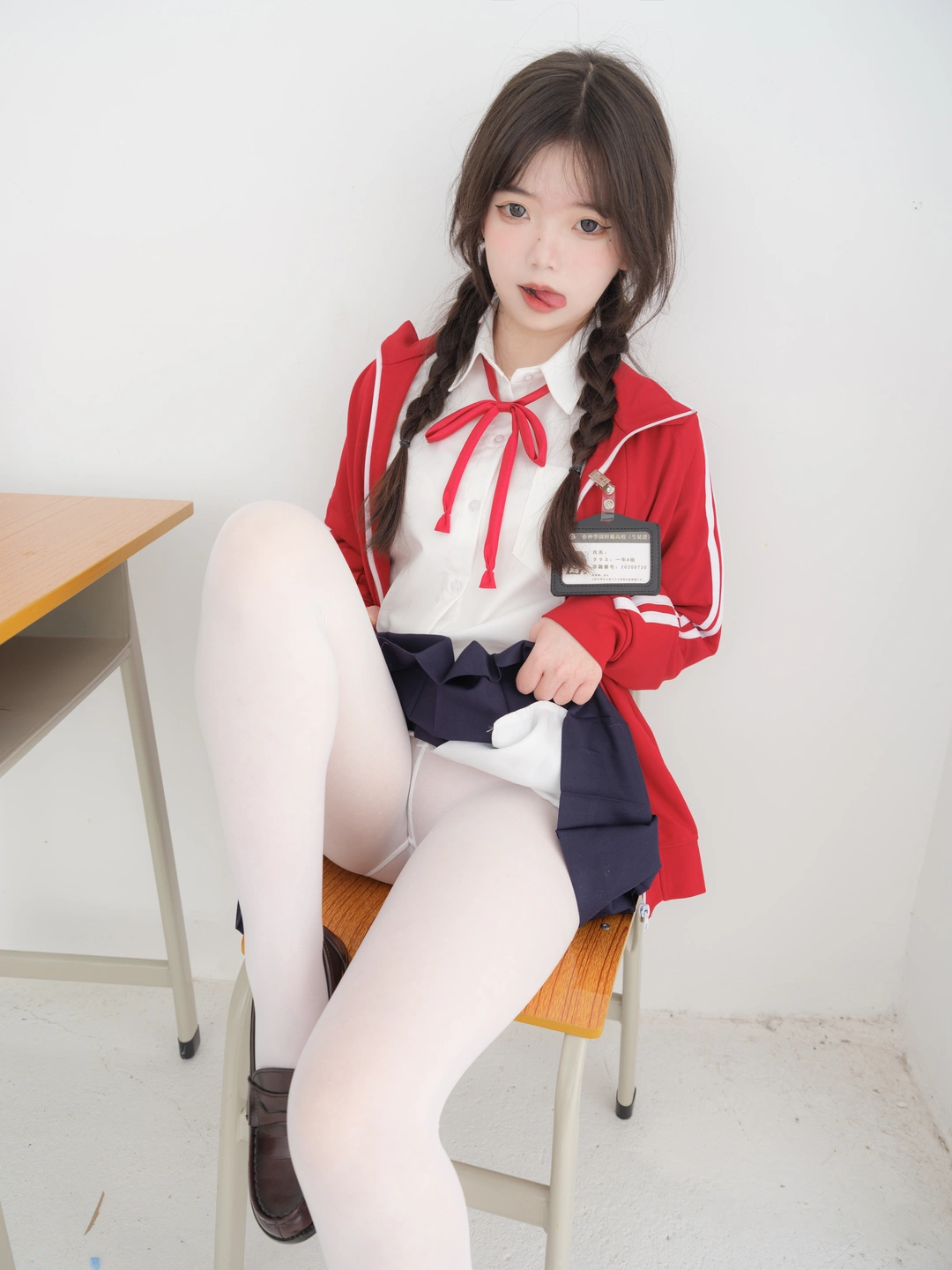 91tutu.cc@紧急企划 内部VIP 奶昔 白丝校服-021.webp