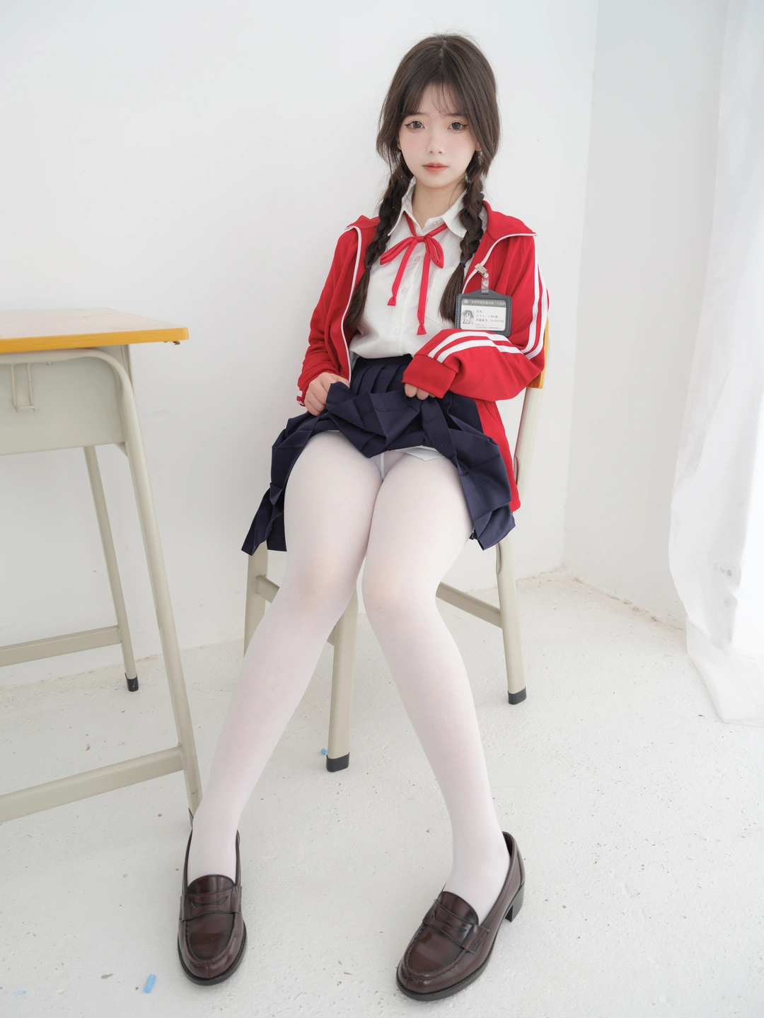 91tutu.cc@紧急企划 内部VIP 奶昔 白丝校服-057.webp